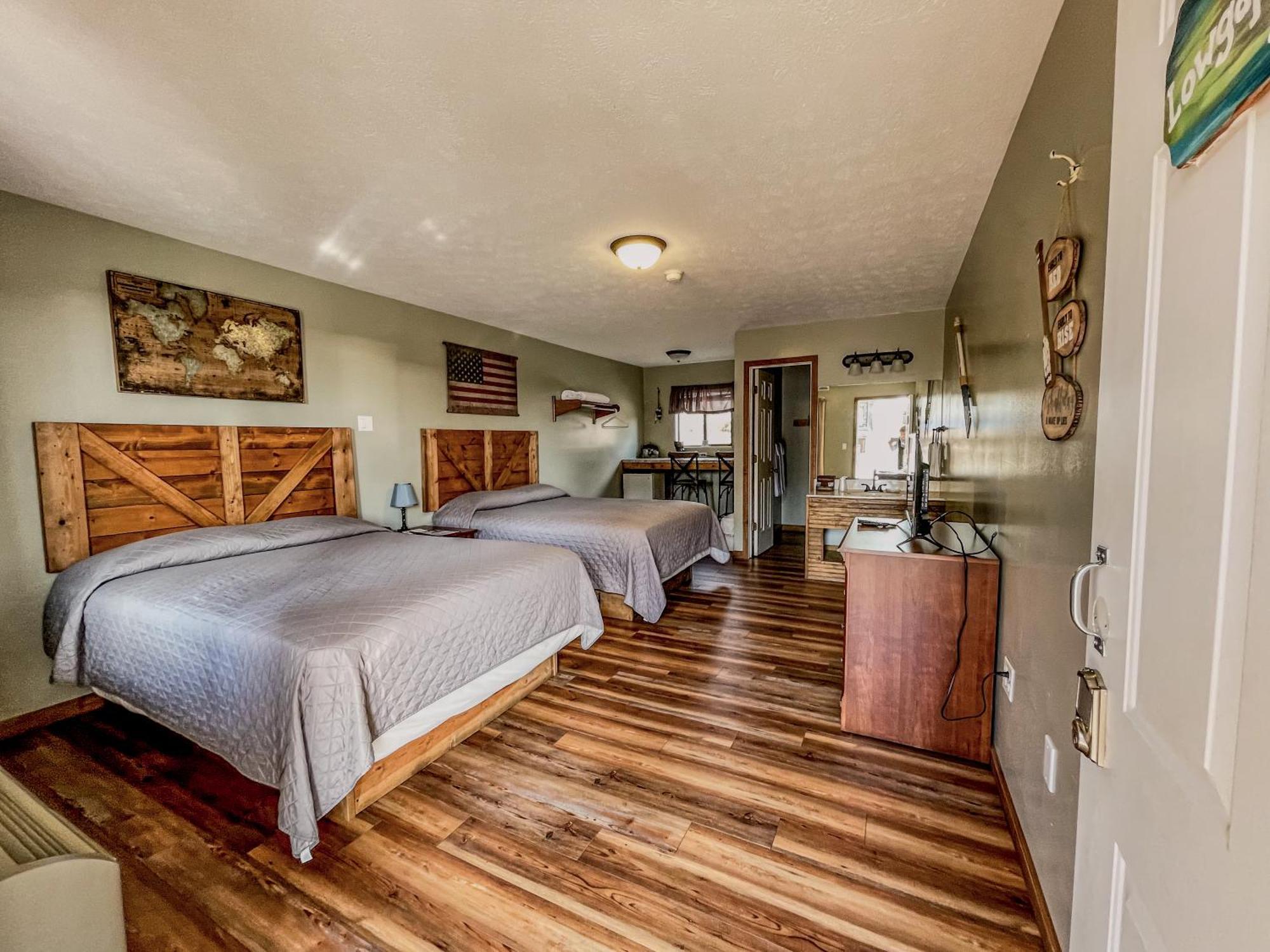 Timber Pointe Hotel