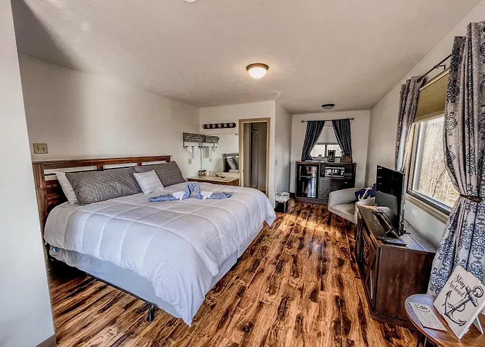 Timber Pointe Resort