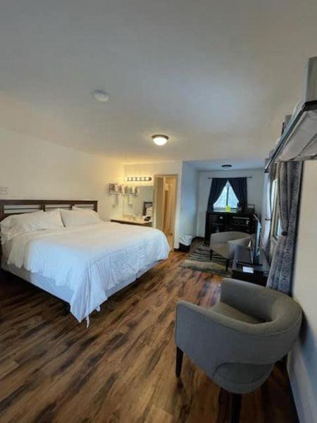 Hotel Timber Pointe 5*