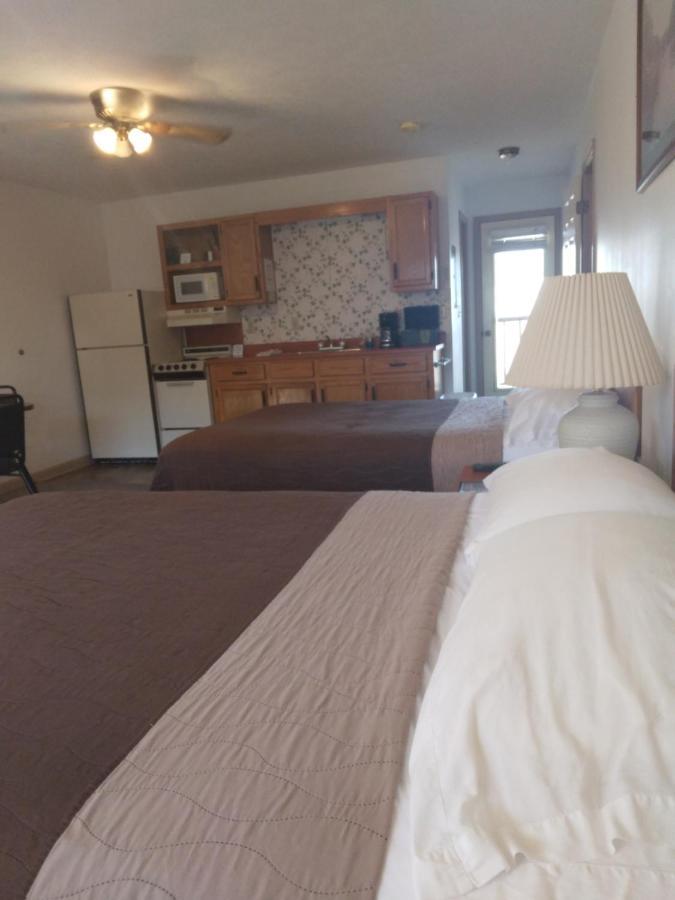 Timber Pointe Hotel 5*