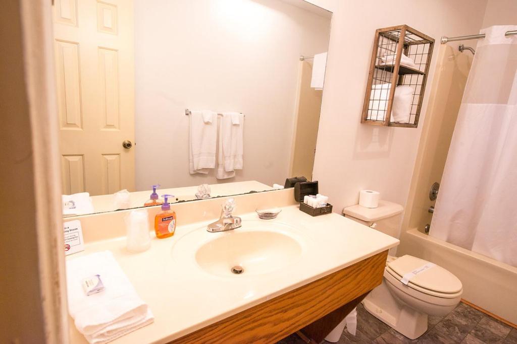Hotel Timber Pointe Jamestown